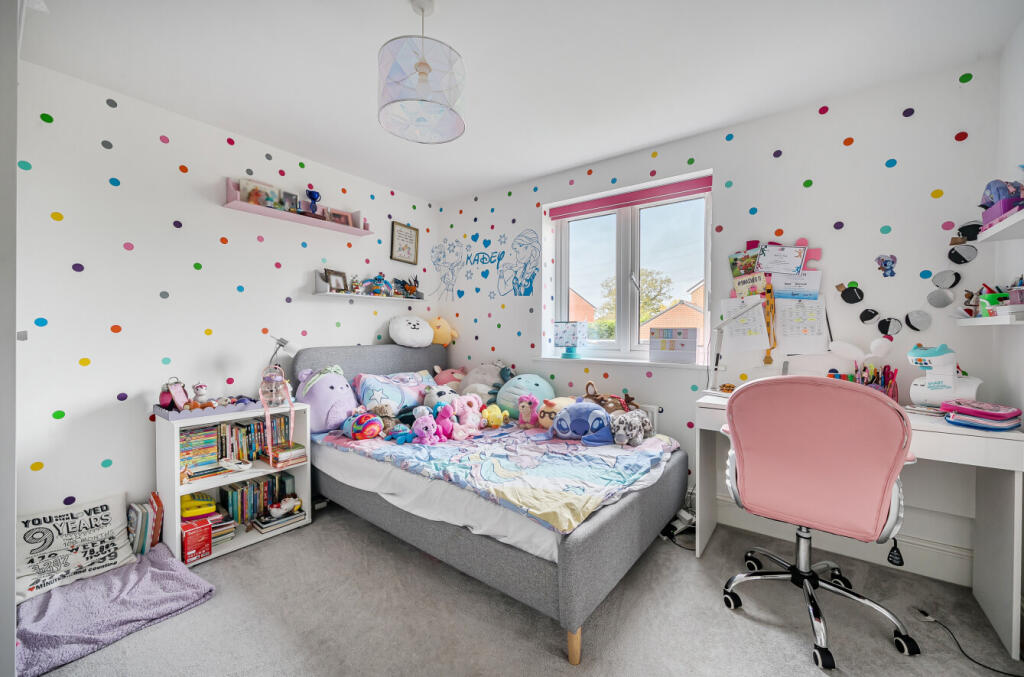 1369815-30-68f799...