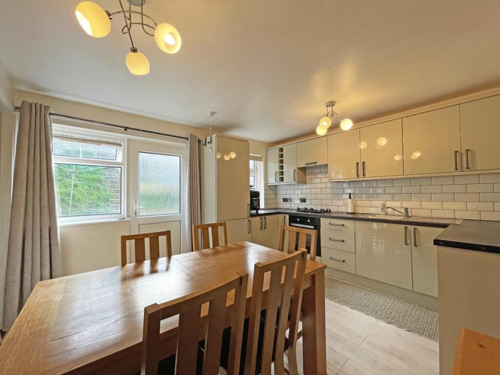 Tailyour Road 180 - Kitchen Dining Room 3.jpg