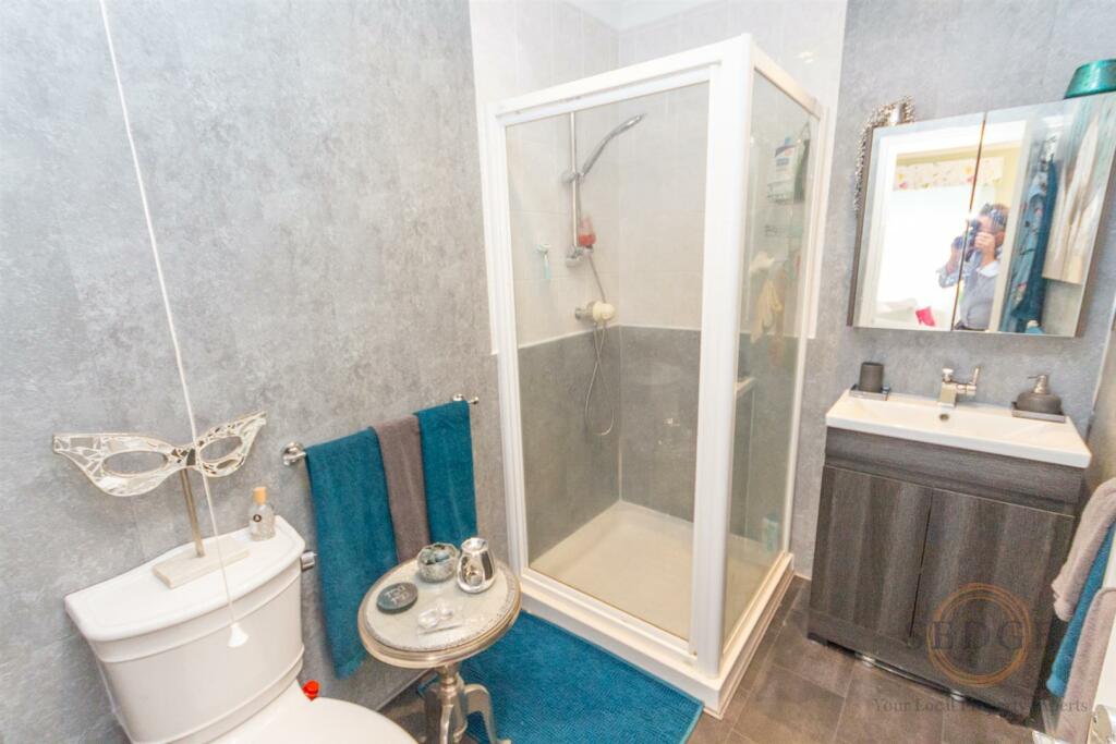12 redbourne -03.jpg