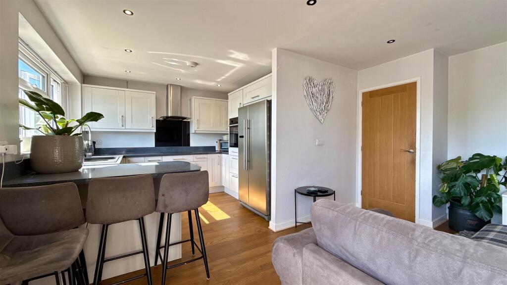 breakfast bar