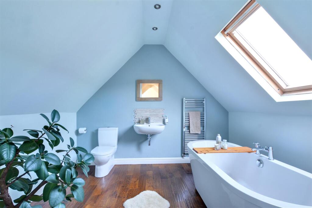 Ensuite_1.jpeg