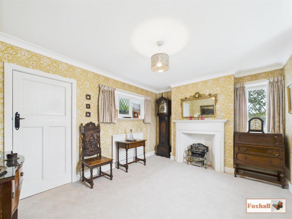 Sitting Room (2) / Snug