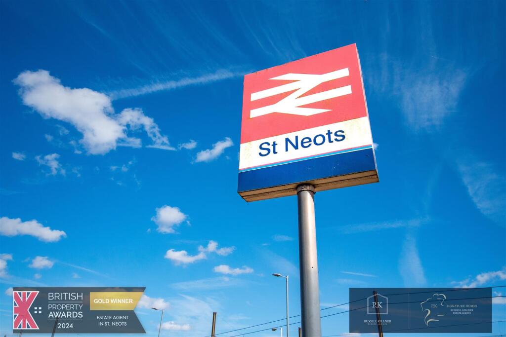 Train Station Sign. Location.