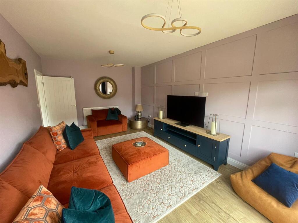 WhatsApp Image 2025-08-01 at 15.48.49.jpeg