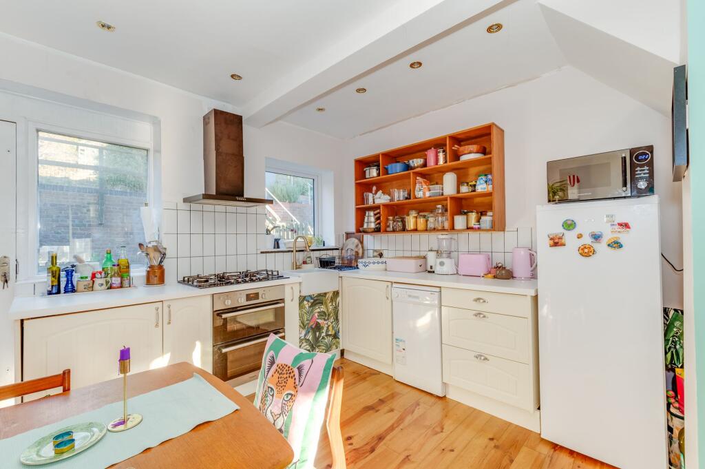 KITCHEN, DINING ROOM AND LOUNGE