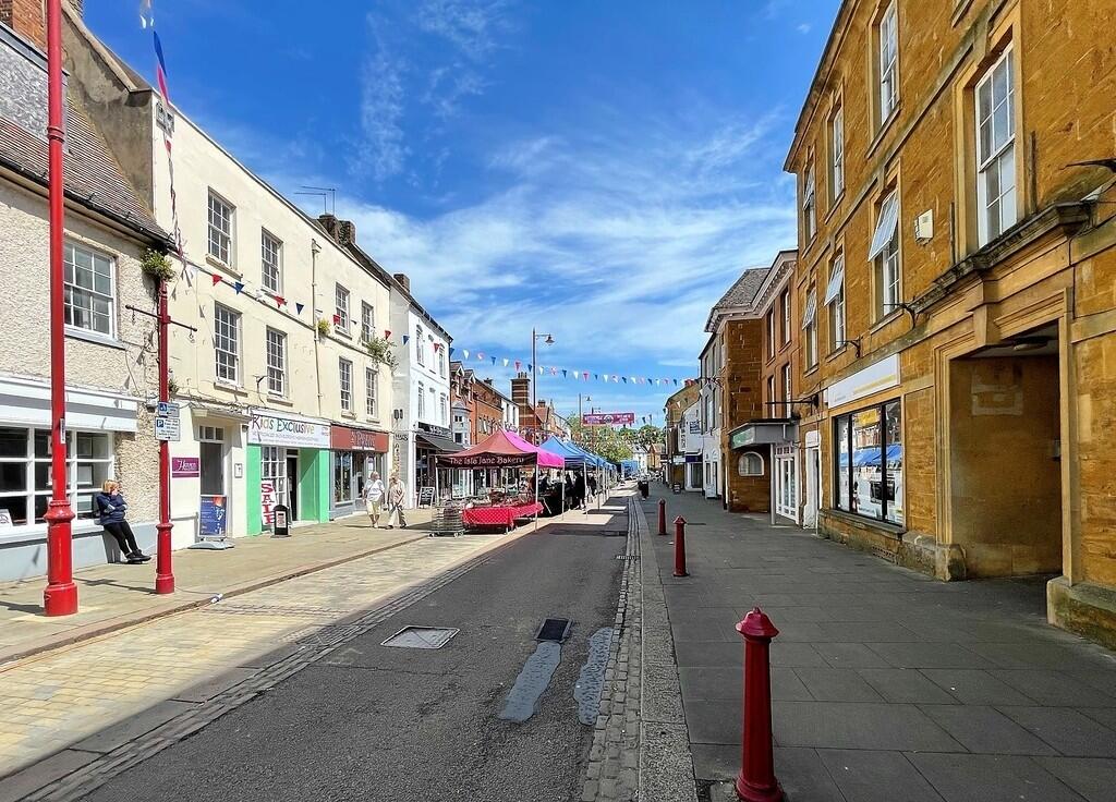 Daventry Town Cen...