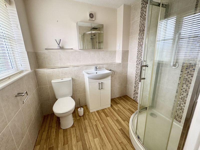 Master En-Suite