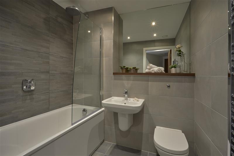 Apartment 406 23 ...