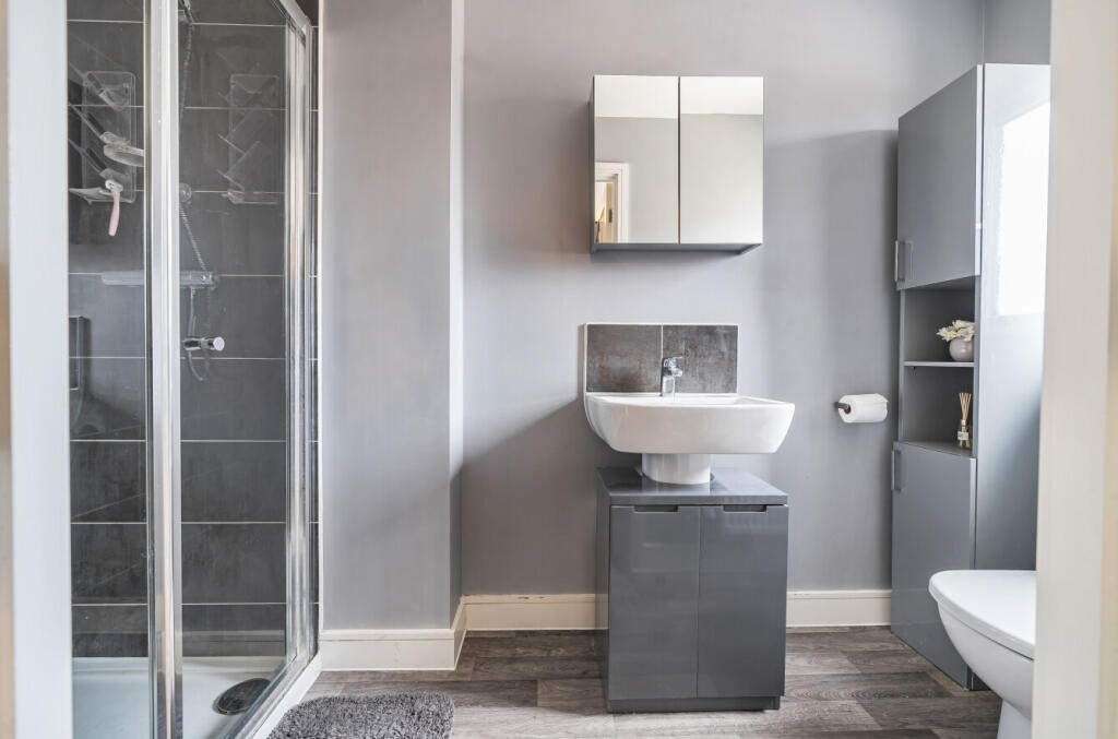 Ensuite