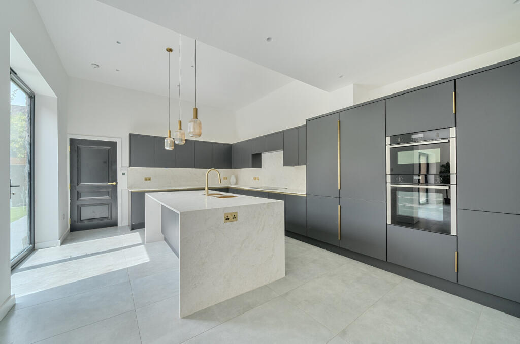 1320167-7-6867b53...