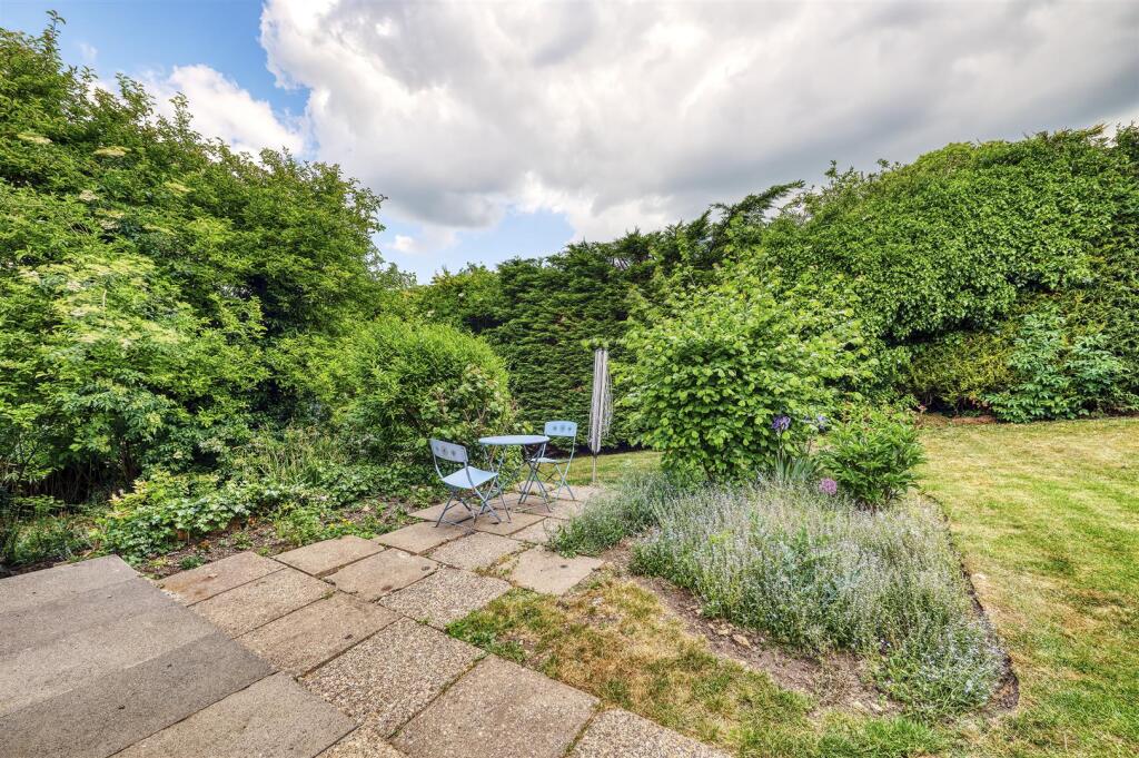 -Brookside Stanwick-30_HDR-07.jpg