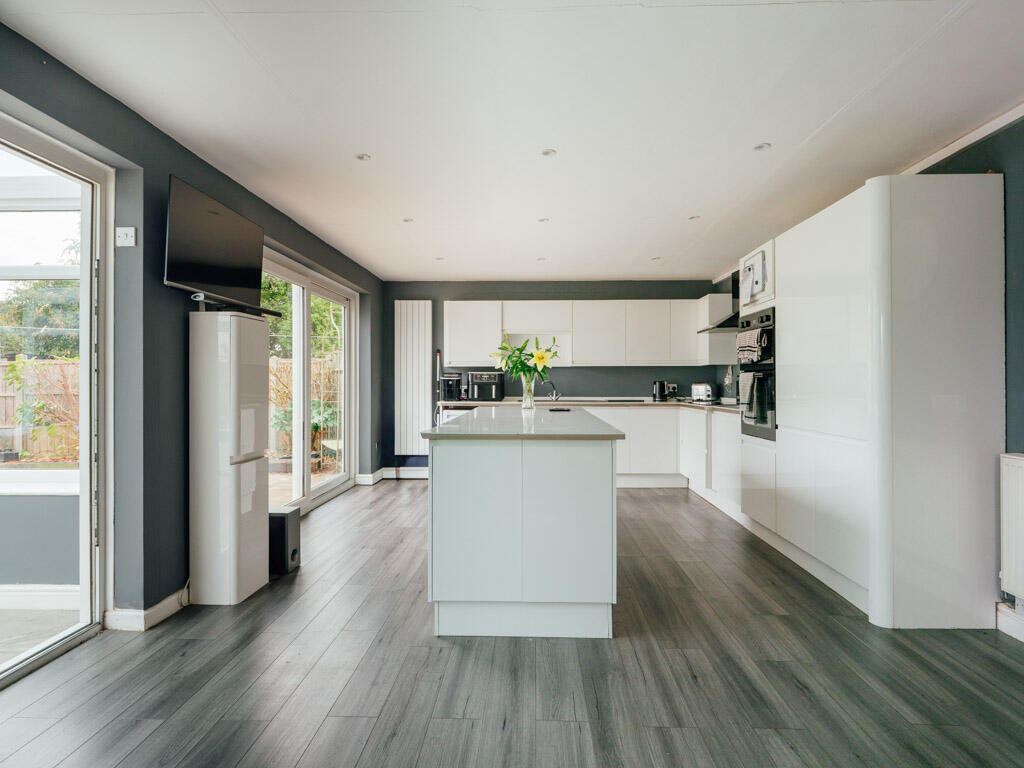 Kitchen / Breakfast Room