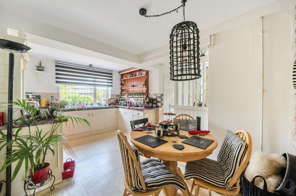 132916510688a6556c2b4f