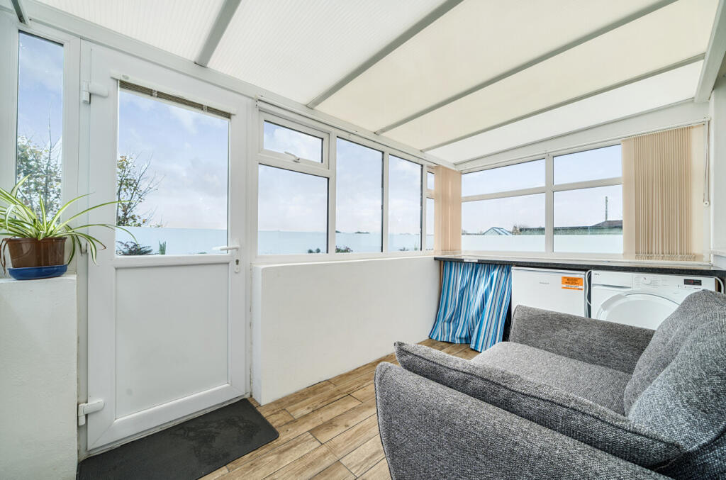 1368944-19-68f776...