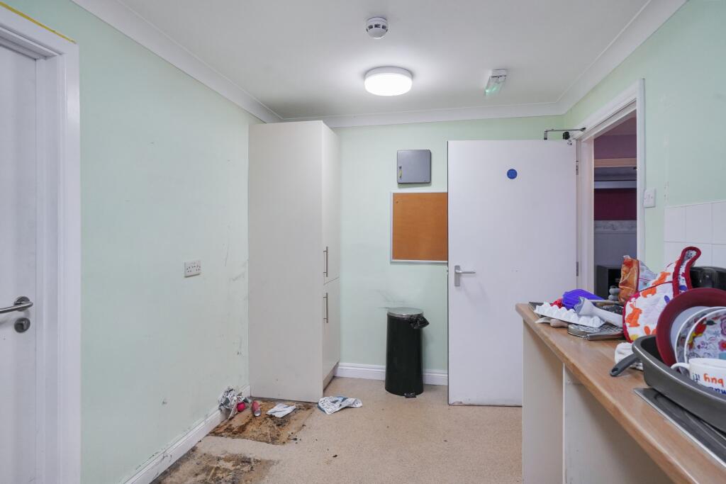 72 Sinfin Avenue, Shelton Lock, Derby, DE24 9EZ