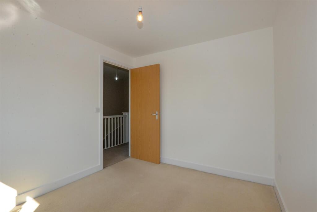 Bedroom2 2.jpg