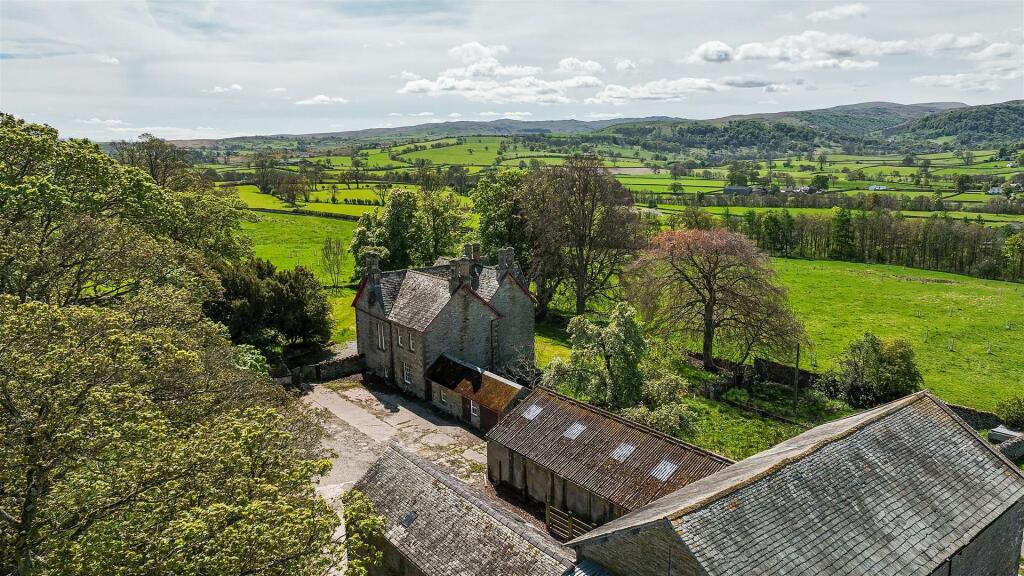 Grange House &amp; buildings (former dairy)