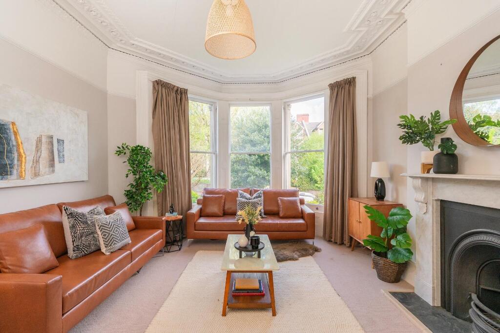 H1F2F0RRRD - Living Room D.jpg