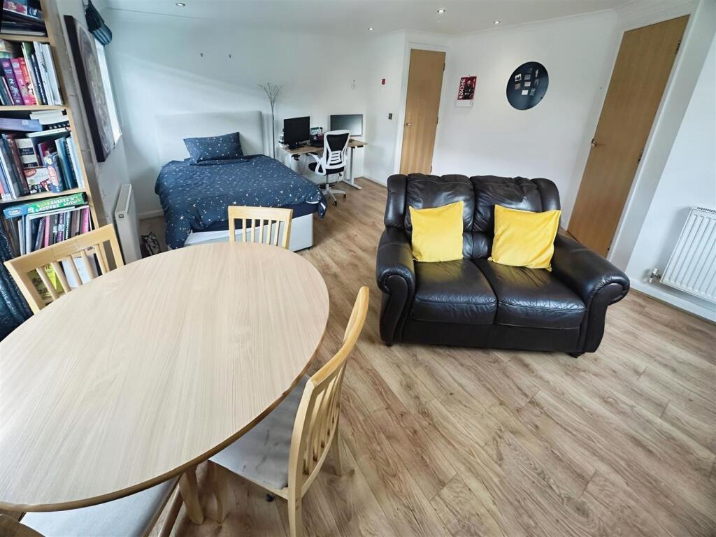 Lounge / Diner