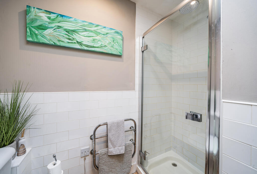 1361874-13-68deb9...