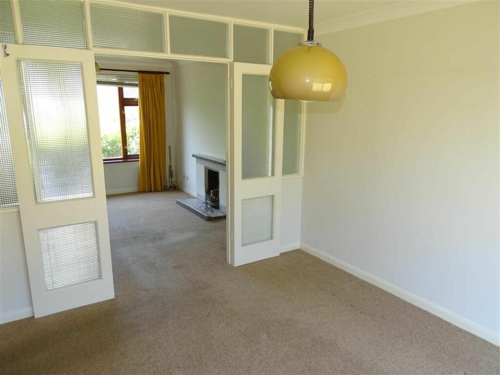 Dining Room into Lounge