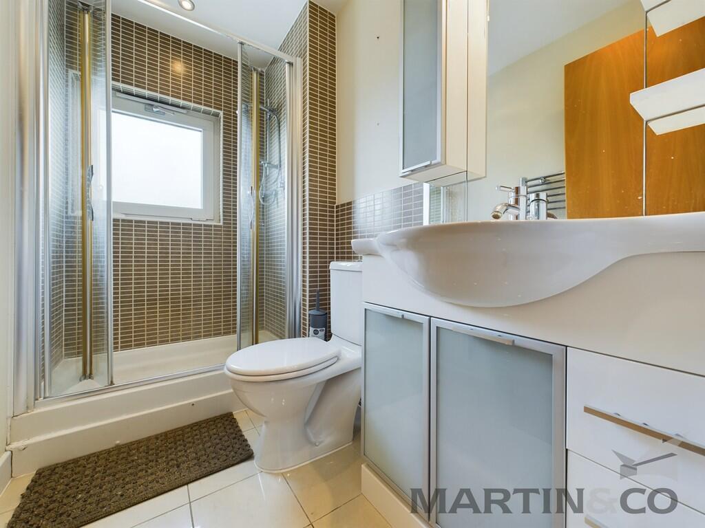 Bedroom 1 En-Suit...