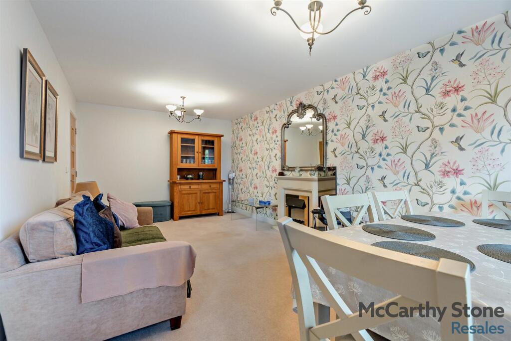 8667940-interior07-800.jpg