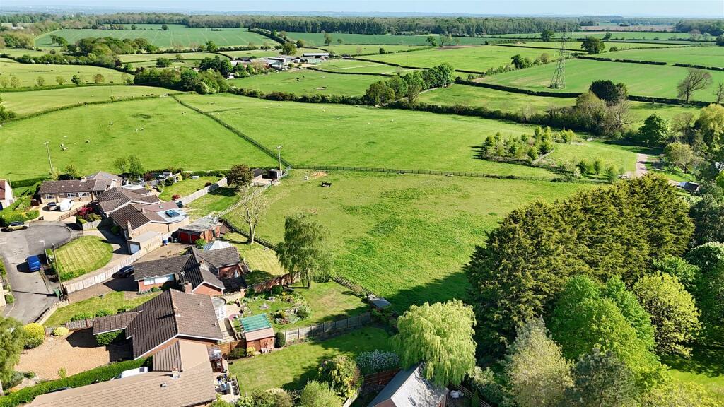 Annesley, Plum Park Lane, Paulerspury (dr)  (11).j