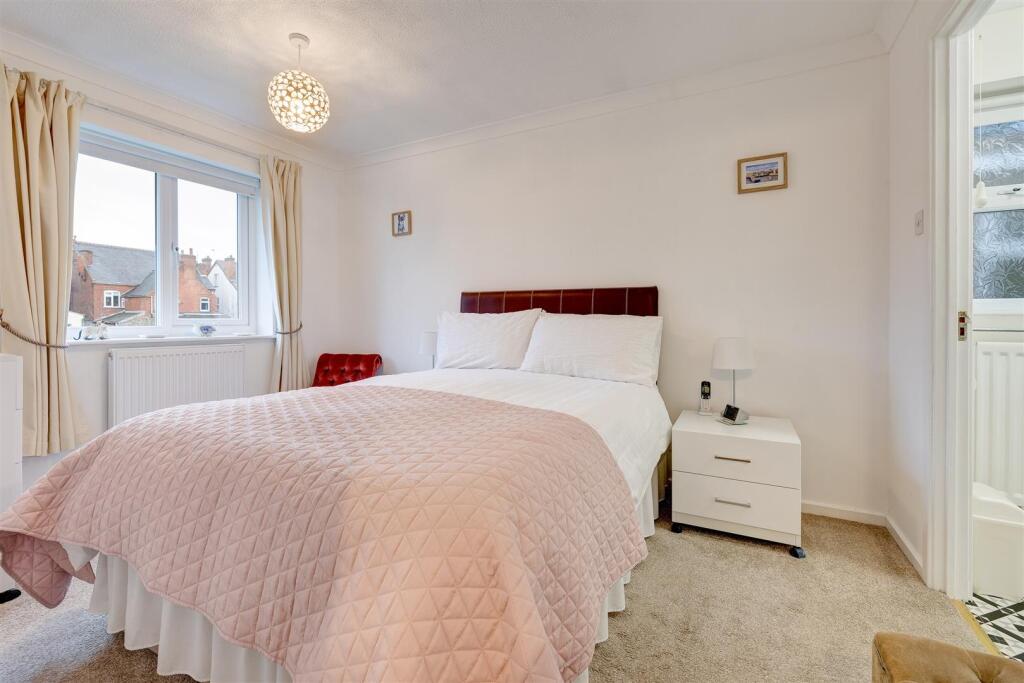 DE12 7LB 28GR-010.jpg