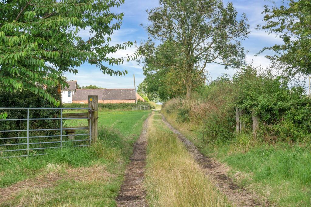 Land at Meadowcroft PH-27.jpg