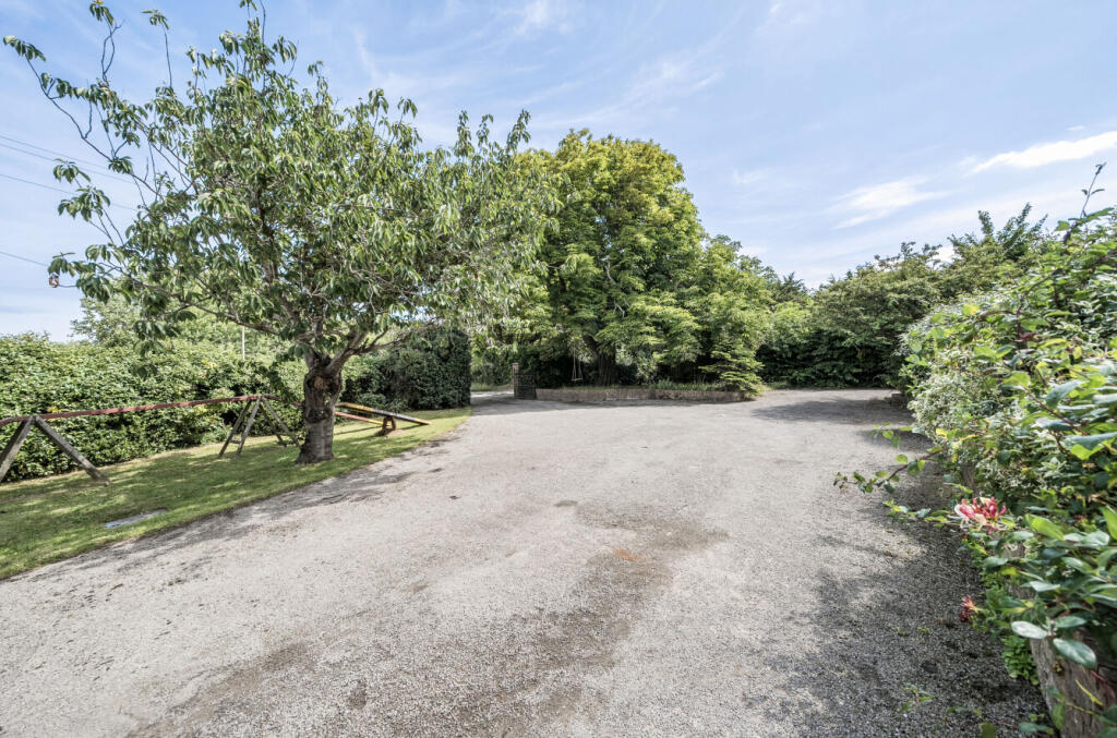 1316560-6-685e80c...