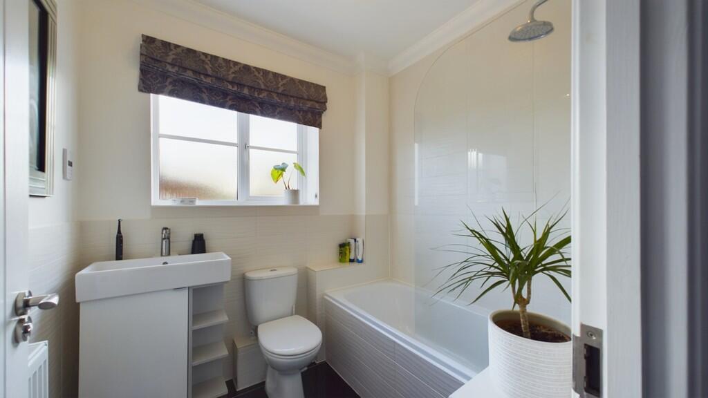 CAM05076G0-PR0021...