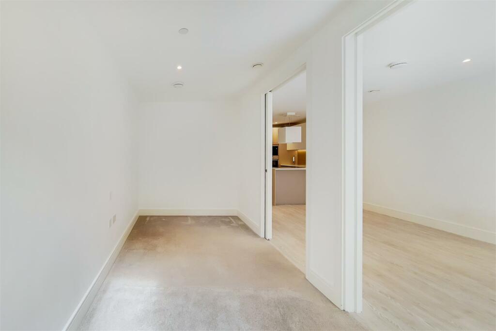 4_Bedroom-1.jpg