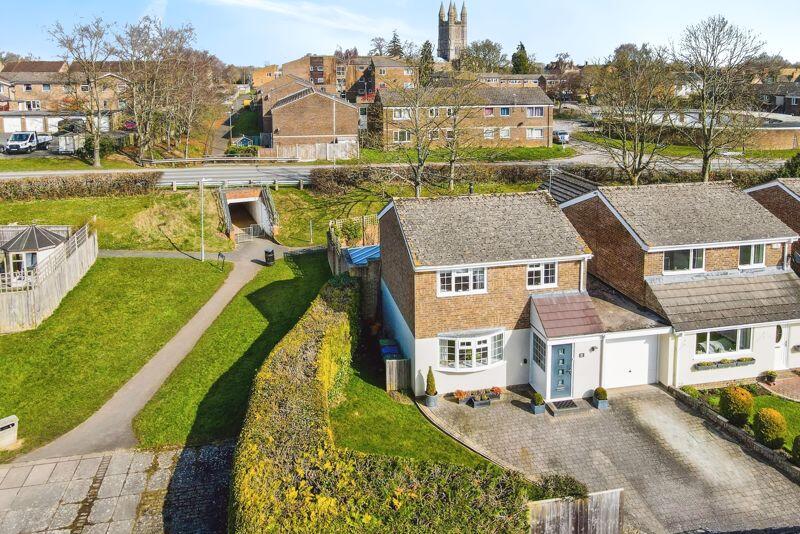 Aerial view from front 