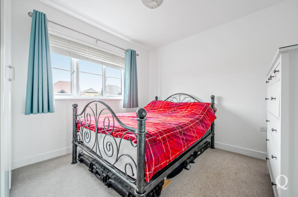 8b991deb-1a3b-4f4...