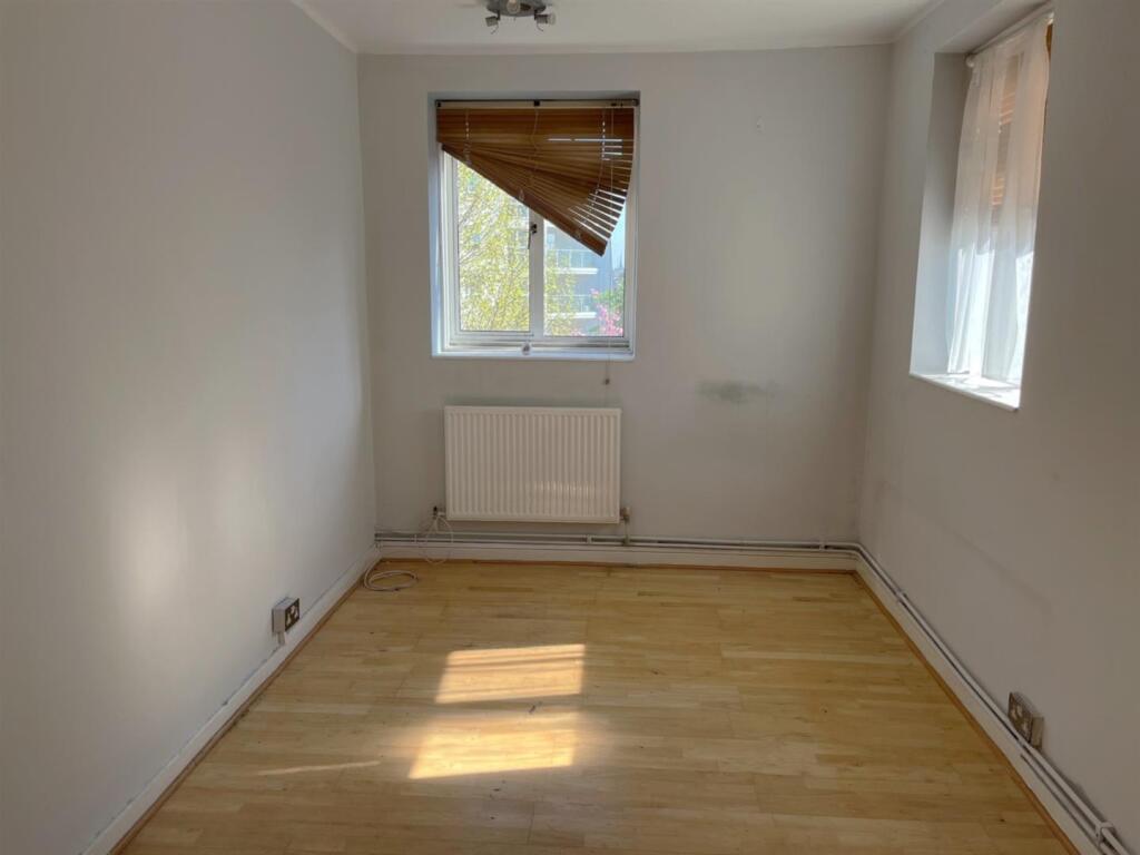 Bedroom, Ravenet Court, Eden Harper SW11