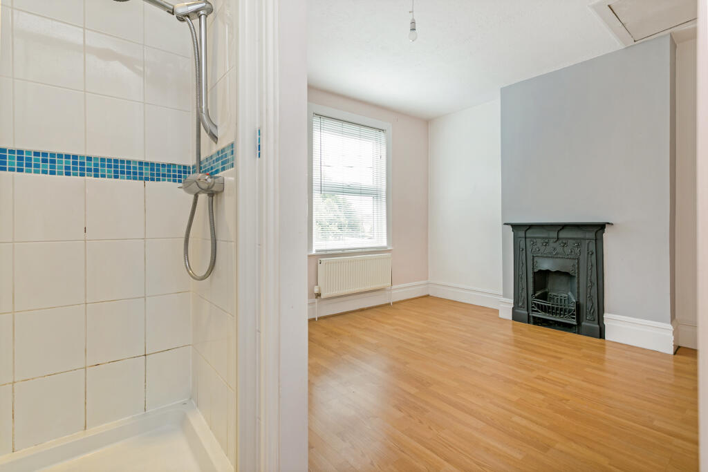 Main Bedroom with Ensuite