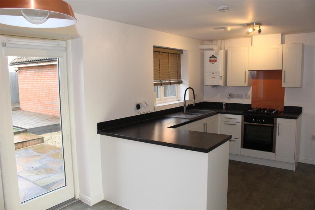 Hoeller close, Shaftesbury