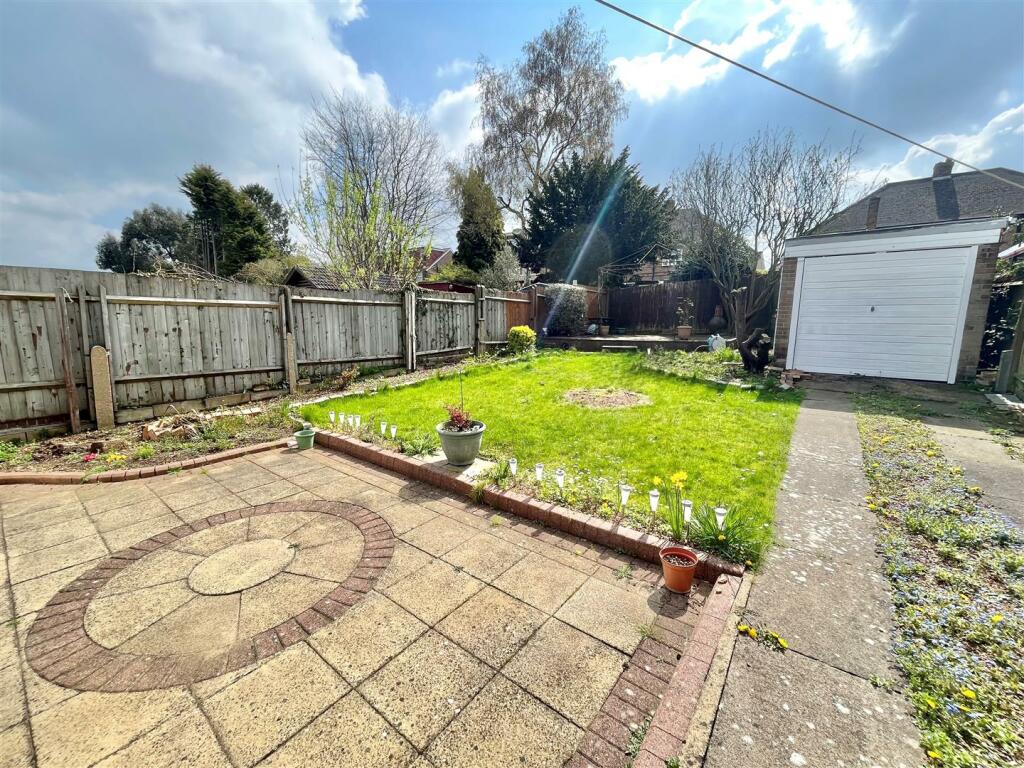 Garden &amp; Garage