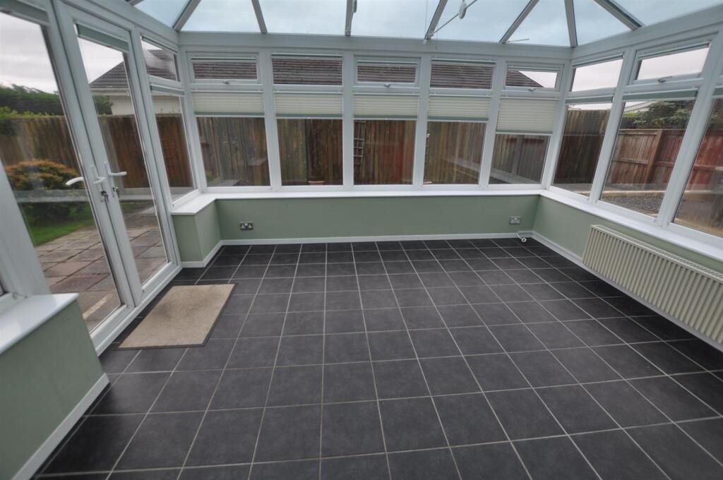 Conservatory/Sunlounge
