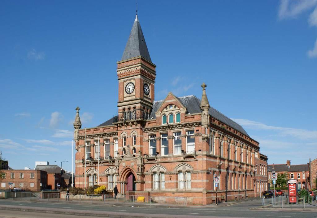 Stretford-Town Hall.jpg
