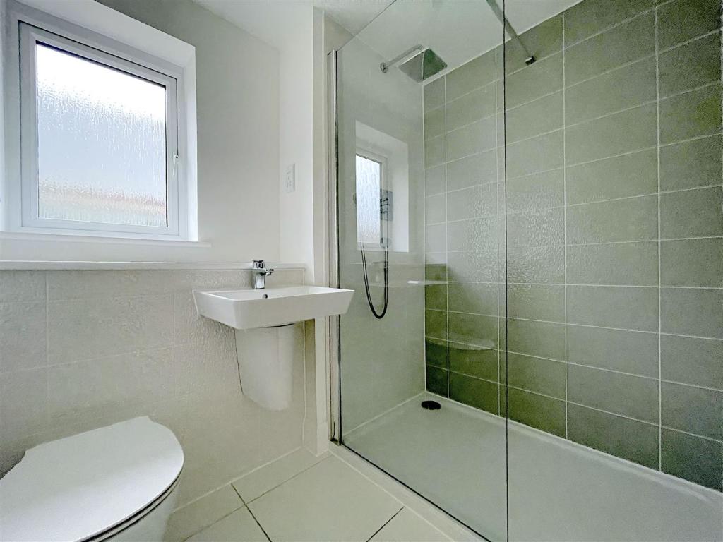 En-Suite.jpeg