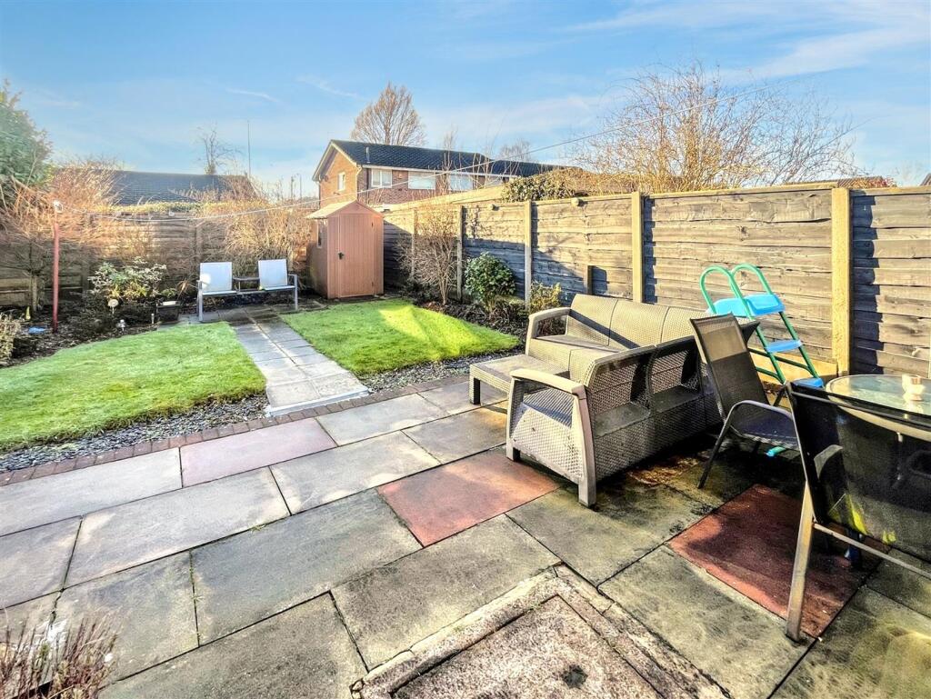 Gardens Aspect 3