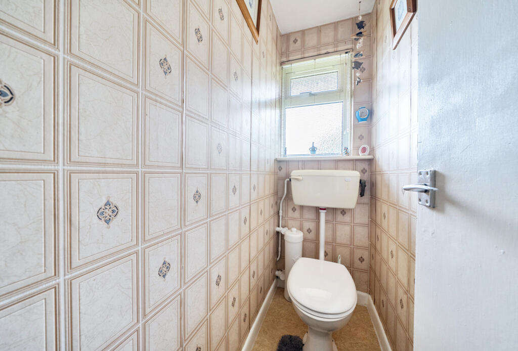 1302827-12-6842cc...