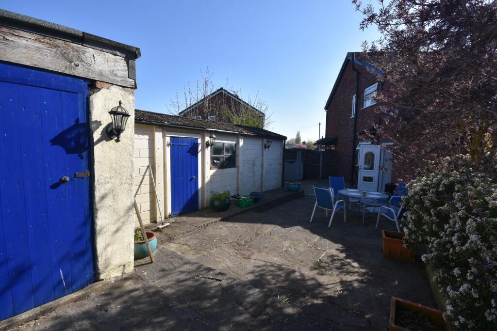 GARAGE