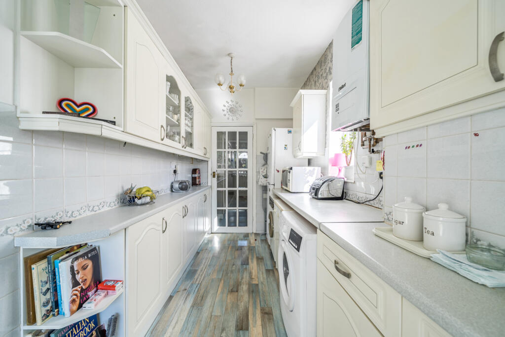 1345774-15-68b1e7...