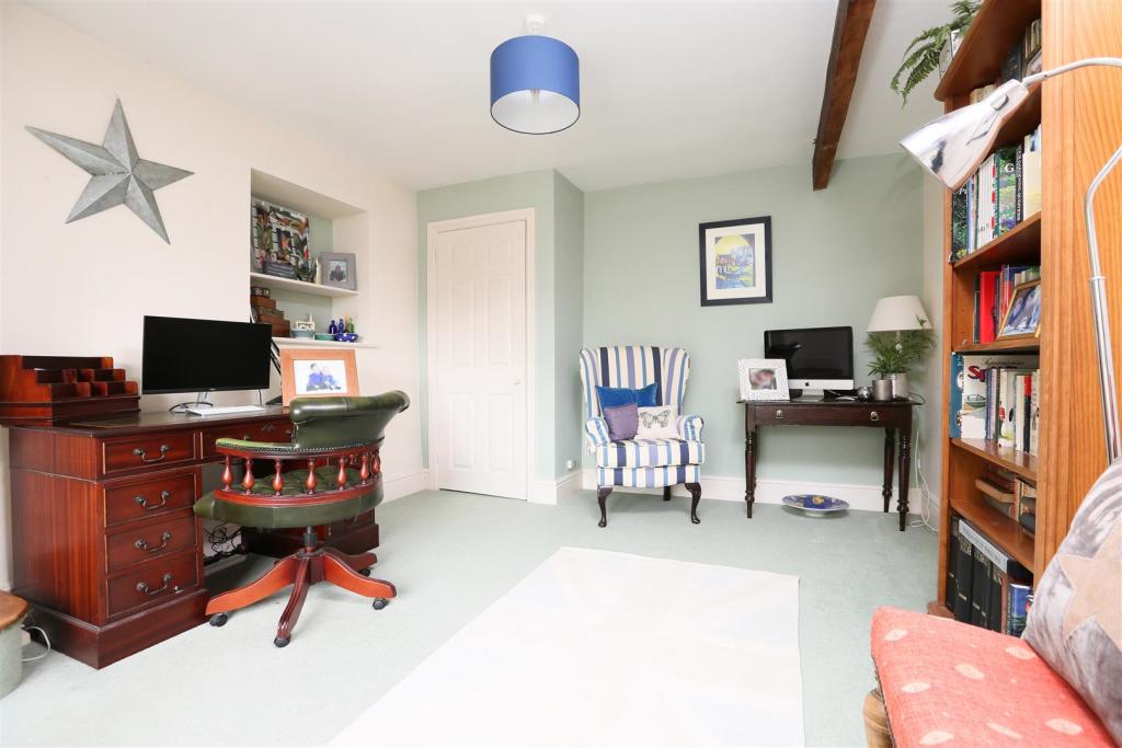 Oak Tree Mews 23.jpg