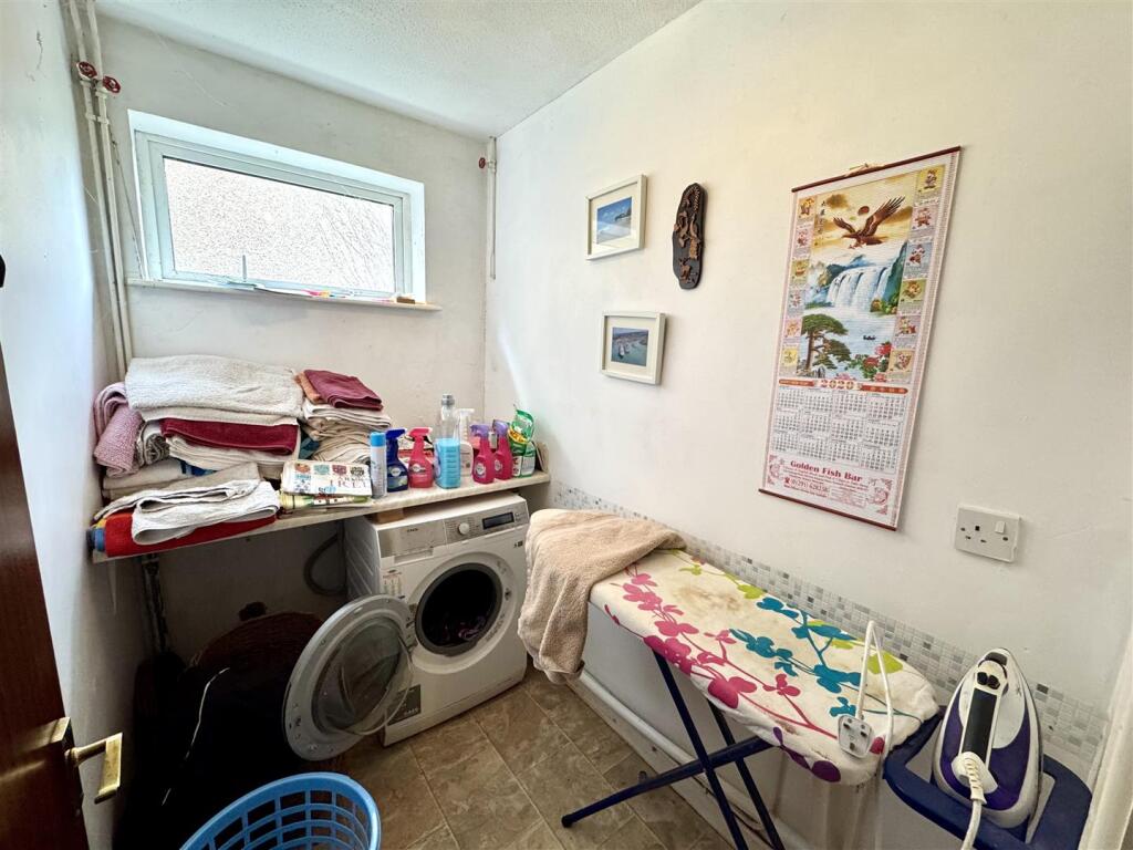 UTILITY ROOM
