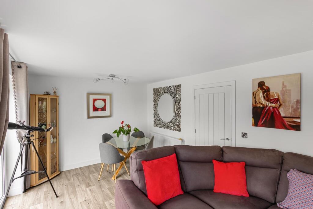 35 Hambleton Road-15-2.jpg