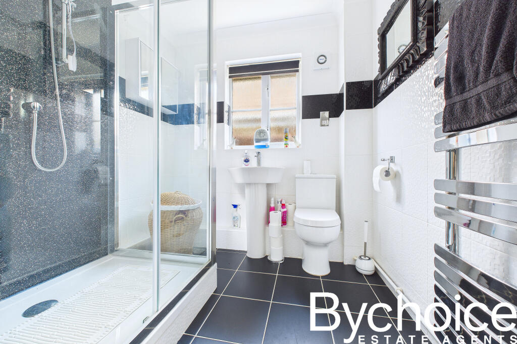 CAM05454G0-PR0052-STILL004